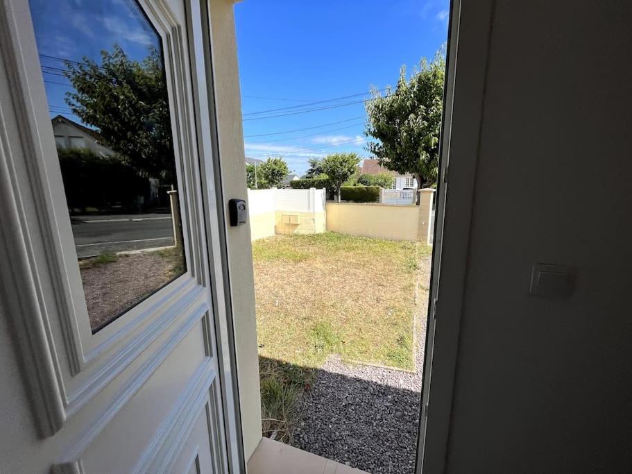 Auva - Sils Maison 48 M2 A 5 Minutes A Pied De La Plage Saint-Aubin-Sur-Mer  Zewnętrze zdjęcie