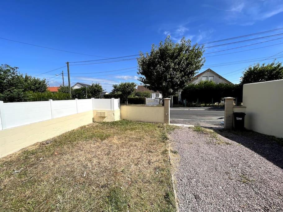 Auva - Sils Maison 48 M2 A 5 Minutes A Pied De La Plage Saint-Aubin-Sur-Mer  Zewnętrze zdjęcie